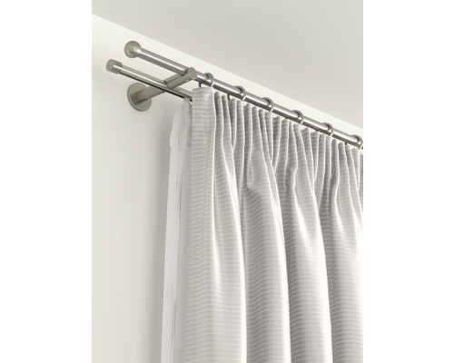 Dubbele gordijnroede met gordijn en overgordijn