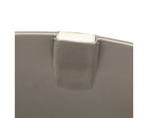 Detailopname van een plantenbak element met houder