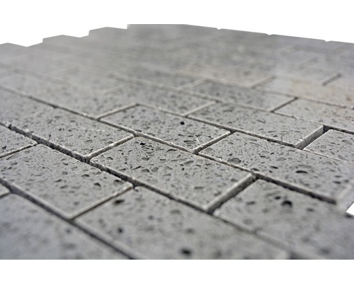 Grijze mozaïektegels in dwarsformaat
