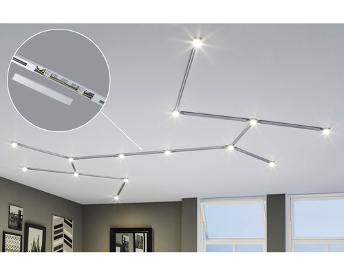 Plafondlamp met railsysteem en LED lampen in de woonkamer