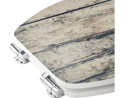 Toiletdeksel met houtlook en chromen beslag