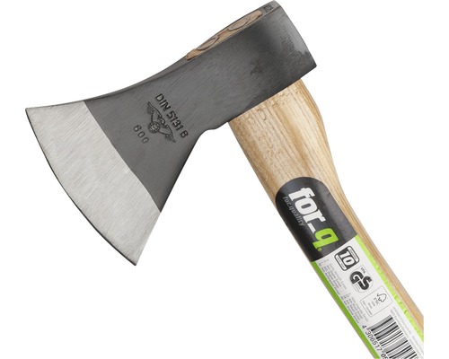 Bijl met houten handvat en stalen kop