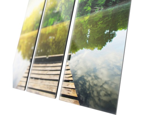 Driedelige wanddecoratie met een steiger aan een meer