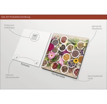 Glazen schilderij met kruiden en bloemen in kommen, achterkant met ophanging en afstandhouder