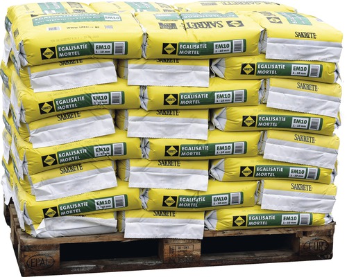 Pallet met zakken Säkrete egalisatiemortel EM10