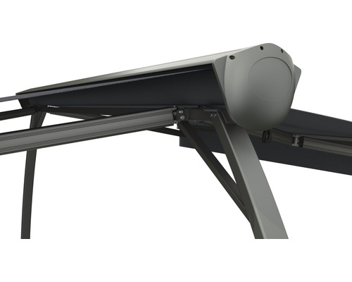 Detailopname van een uitschuifbare terraszonwering