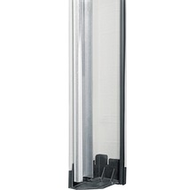 Close-up van een douchecabineprofiel met hoekverbinding