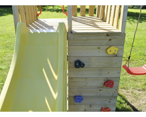 Speeltoren met glijbaan, klimwand en schommel