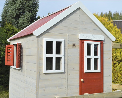 Houten speelhuis met dak, deur en ramen