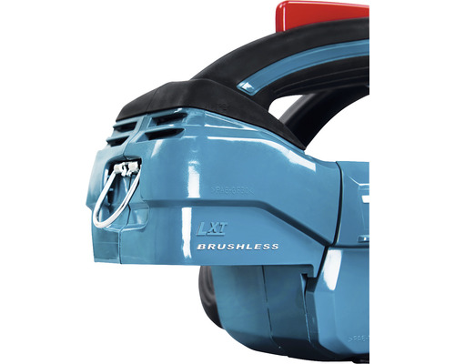 Detailopname van een heggenschaar met LXT Brushless-opdruk