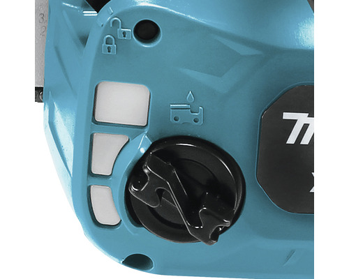 Detailopname van een kettingzaag met olievuldop en niveau-indicator