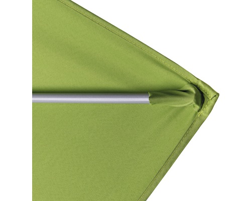 Detailopname van een parasol met metalen stang