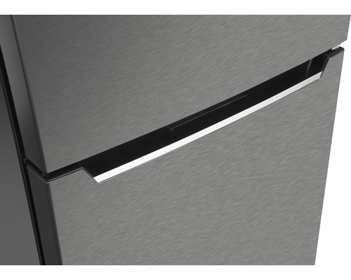 Detailaanzicht van een koelkast met handgreep