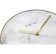 Nextime klok met marmeren wijzerplaat en gouden wijzers