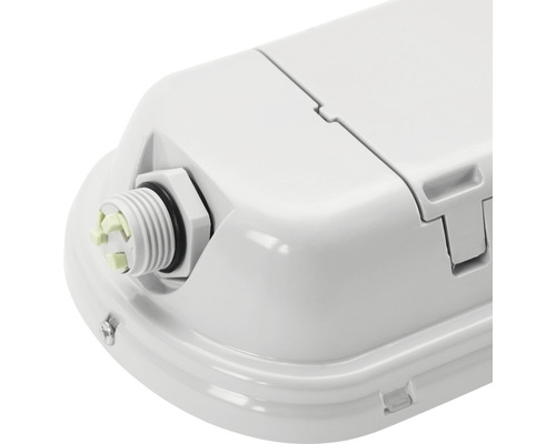 Detailopname van een vochtbestendige lamp met kabelwartel