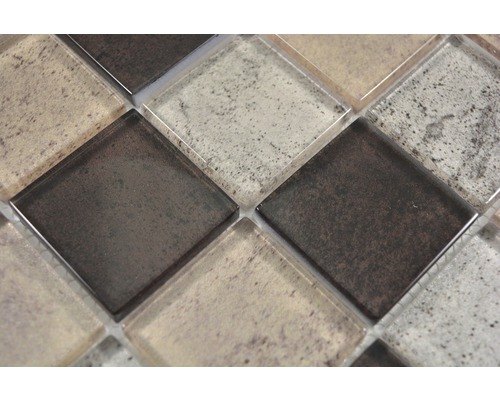 Detailopname van mozaïektegels van glas