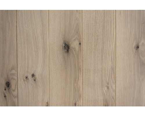 Houten panelen met noesten