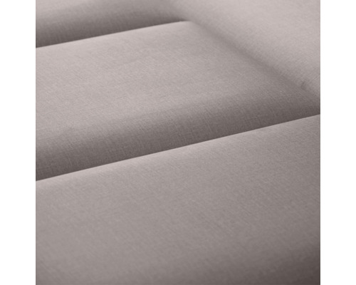 Detailopname van een gestoffeerd meubelstuk