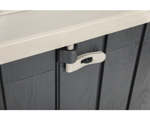 Detailopname van een tuinboxsluiting