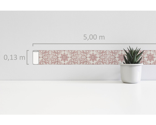 Decoratieve border met patroon, lengte 5 meter, hoogte 0,13 meter, met maataanduiding.