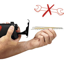 Reciprozaag met gereedschapsloze zaagbladwissel