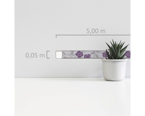 Borduur met bloemmotief, lengte 5,00 meter en breedte 0,05 meter