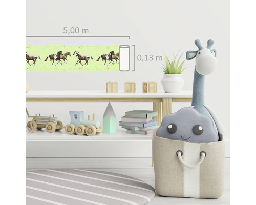 Kinderkamer met rand paarden, lengte 5 meter en hoogte 0,13 meter