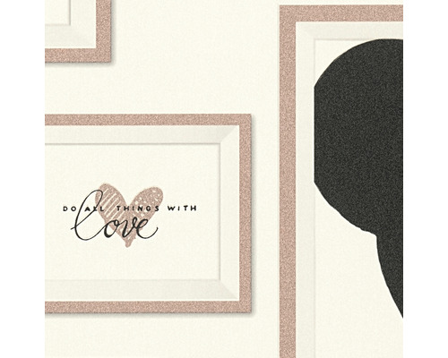 Close-up van ingelijste afbeeldingen met de inscripties ''Do all things with Love'' en een abstracte weergave