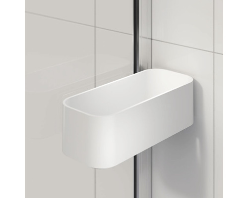 Witte doucheplank voor wandmontage in een douchecabine