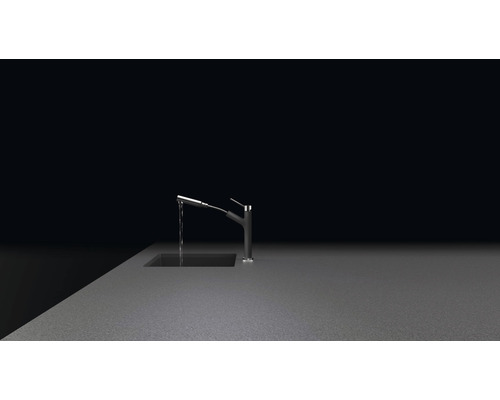 Keukenkraan met uittrekbare spoelkop op aanrecht