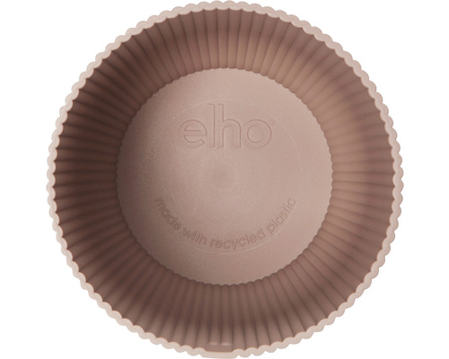 Binnenaanzicht van een plantenbak van gerecycled plastic met Elho logo