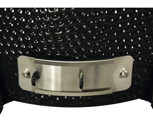Detailopname van een Kamado barbecue ventilatie