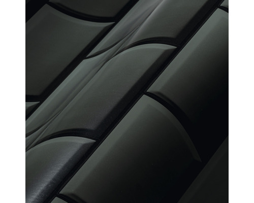 Close-up van zwarte wandpanelen met gebogen ontwerp