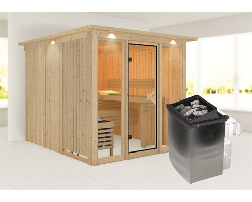 Houten sauna met saunakachel in de kamer