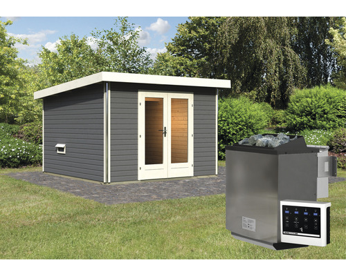 Houten saunahuis met sauna kachel in de tuin