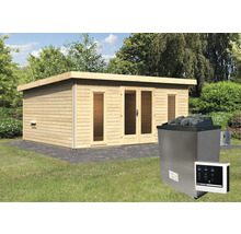 Houten sauna met kachel en bediening in de tuin