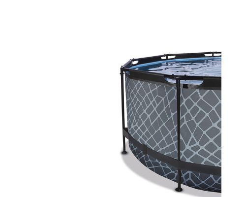 Opzetzwembad met stalen frame en water