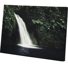 Canvas schilderij met een waterval in de jungle