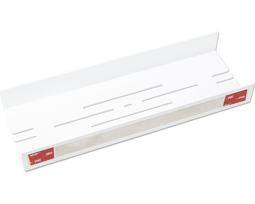 Witte kabelgoot met sleuven en plakstrips voor bevestiging.