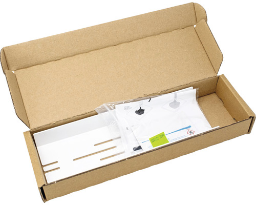 Open kartonnen doos met montagemateriaal en instructies