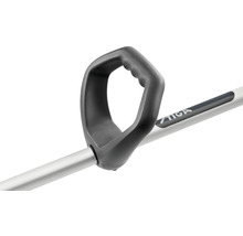Handgreep van een grastrimmer met Stiga logo
