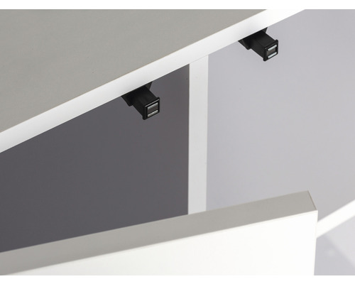 Kastinterieur met push-to-open functie