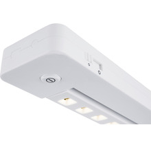 Gedetailleerde weergave van een witte LED onderbouwlamp met schakelaar