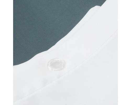 Detailopname van een dekbedovertrek met knoopsluiting