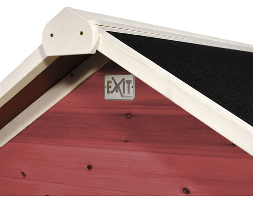 Detailopname van een houten speelhuis met dak en Exit Toys logo