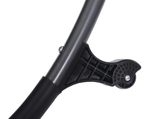 Detail van een stoelpoot met wiel