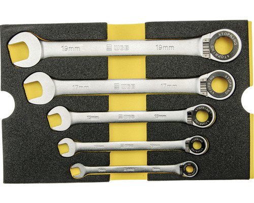 Steeksleutelset met verschillende maten in opbergdoos