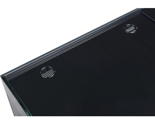 Detailopname van een aquarium met ventilatiegaten.