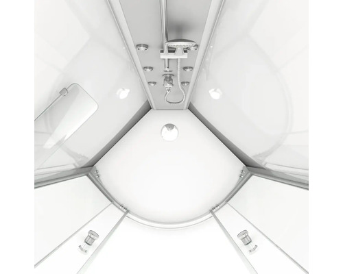 Interieur van een douchecabine met douchekop en doucheslang