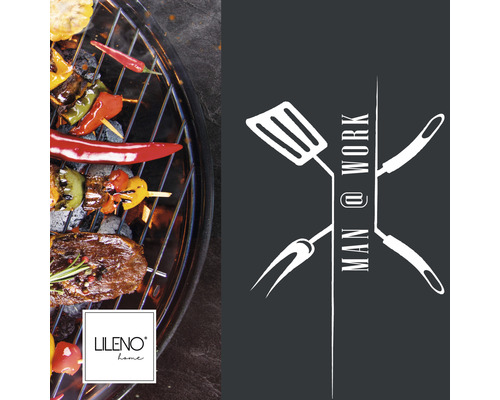 Barbecue met vlees, groentespiesen en Lileno Home logo